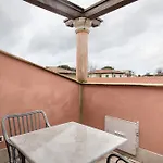 Дом отдыха Red In Dei Marmi *