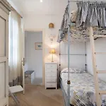 Будинок відпочинку Red In Dei Marmi Форте-дей-Мармі