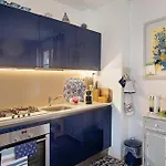 Дом отдыха Red In Dei Marmi