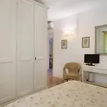 Red In Dei Marmi Будинок відпочинку Форте-дей-Мармі
